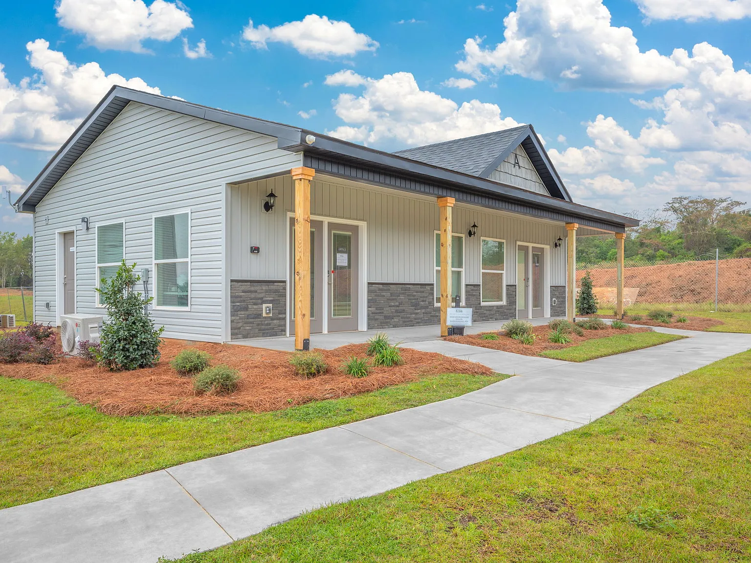 Platform Dothan — photo 33