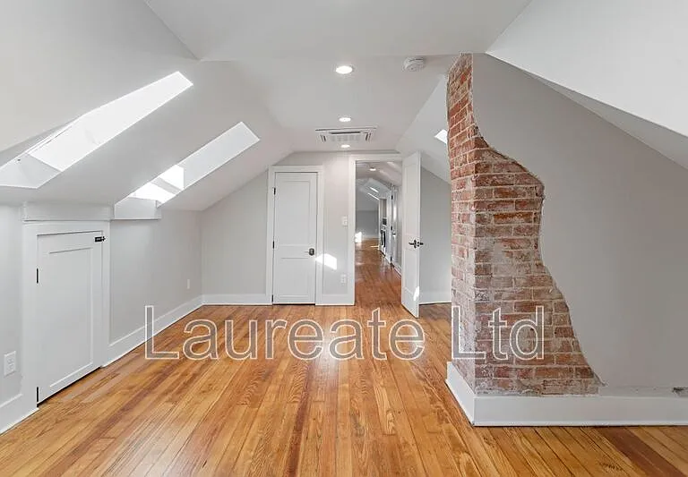 1430 N Marion St #6 — Photo 6