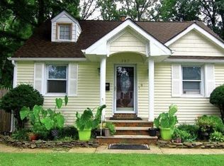 387 Douglas Rd, Roselle, NJ 07203