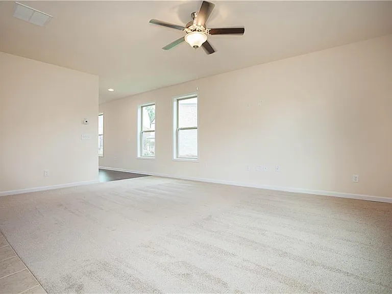 4505 Almanor Cir — Photo 10