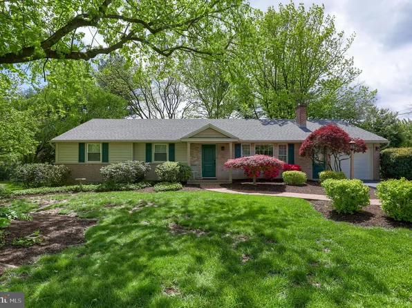 1608 Silver Spring Rd, Landisville, PA 17538