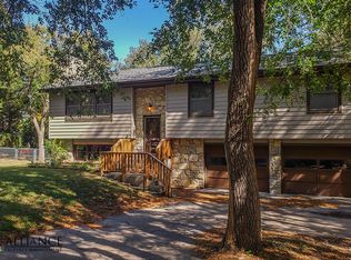 1404 Overlook Dr #1404, Manhattan, KS 66503