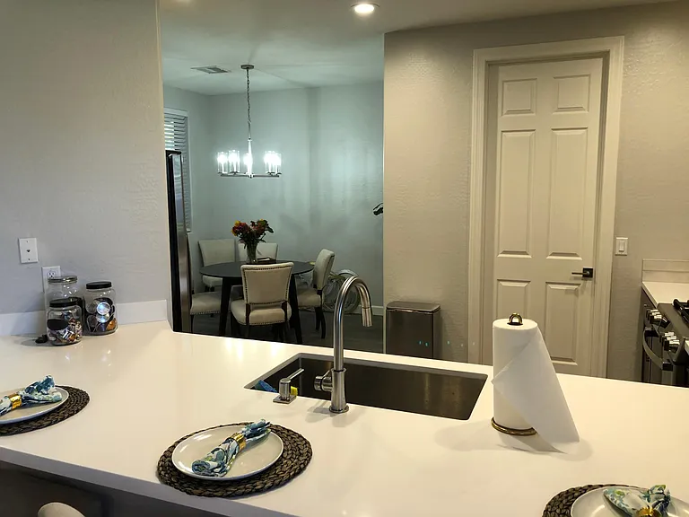1237 Crown Ridge Dr — Photo 5