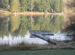 4079 Deer Lake Rd, Clinton, WA 98236