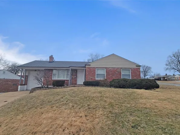 1200 Yukon Dr, Saint Louis, MO 63137