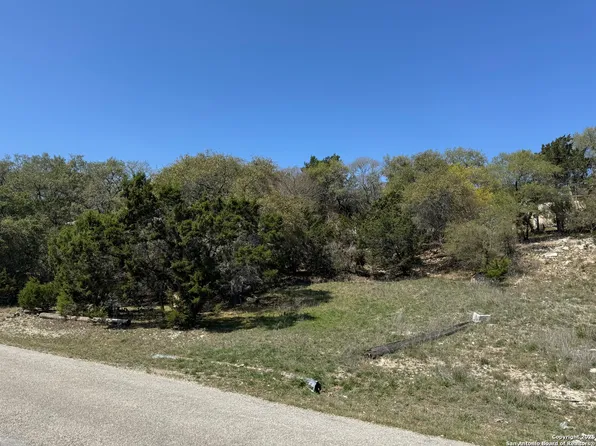 1403 Bonnyview Dr. LOT 883, Canyon Lake, TX 78133
