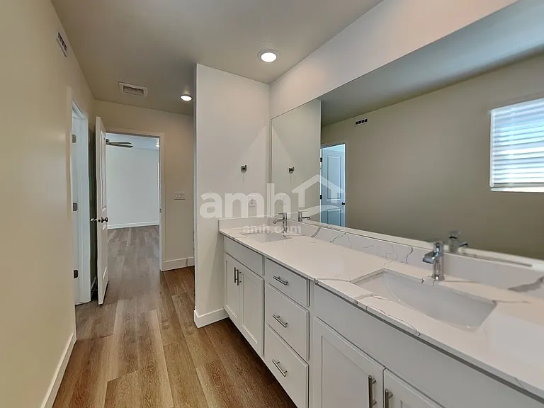 8942 S John Annie Ln — Photo 11