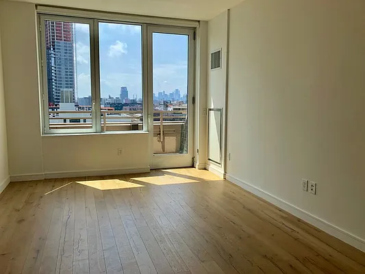 Rented by Stonehenge NYC LLC | media 2