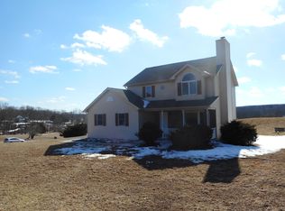 104 Pennbrook Rd, Stroudsburg, PA 18360