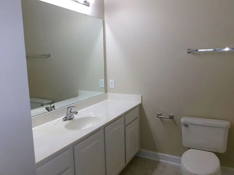 148 Westhaven Dr #10H — Photo 15