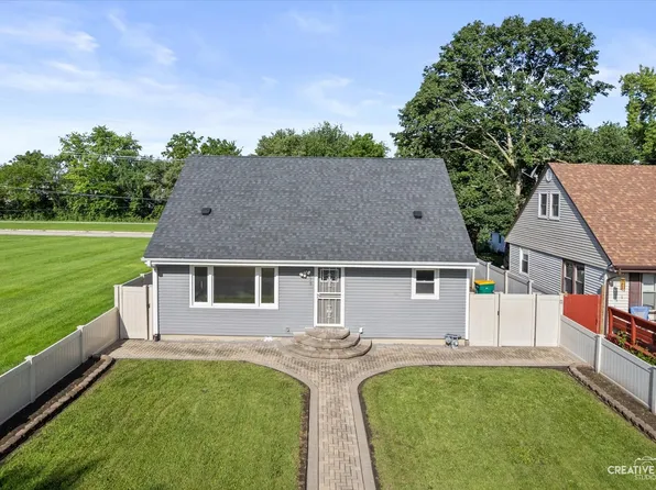219 Saint Joseph Ave, Joliet, IL 60436