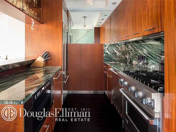 5th image of 22-26 W 15th St APT 16I
