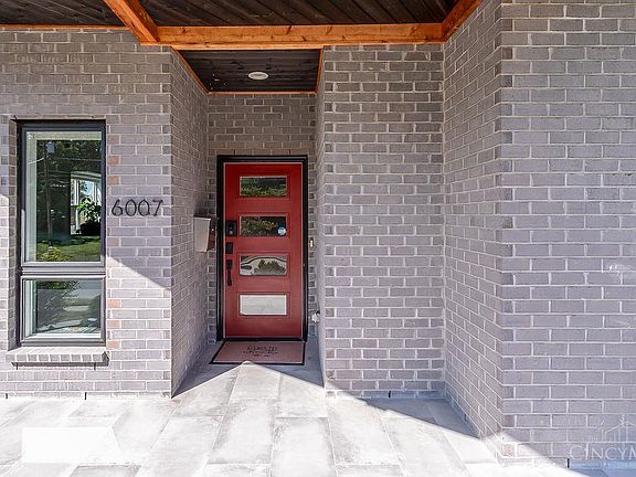 3rd image of 6007 Lillian Ave