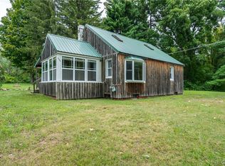 9381 Oswego Rd, Phoenix, NY 13135