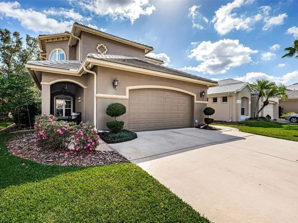 5320 Avenal Dr, Lutz, FL 33558