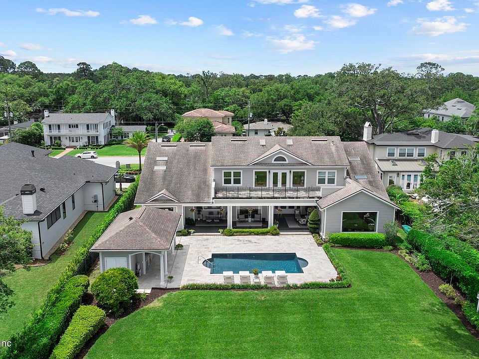 1st image of 4125 VENETIA Boulevard