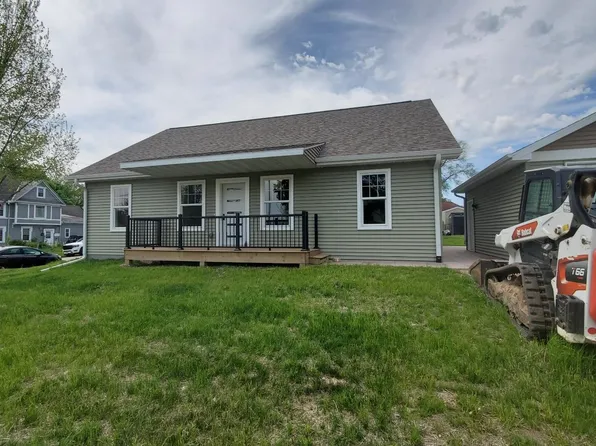400 N Ctr, Beaver Dam, WI 53916