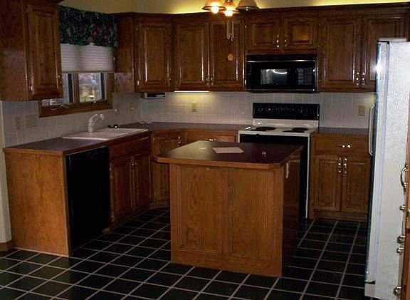 3rd image of 1819 Terrace Dr