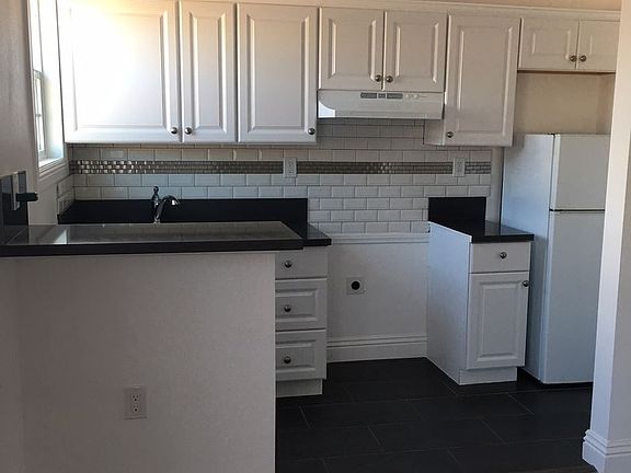 4th image of 5616 Lexington Ave APT 204