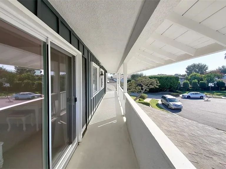 18684 Santa Ramona St — Photo 15