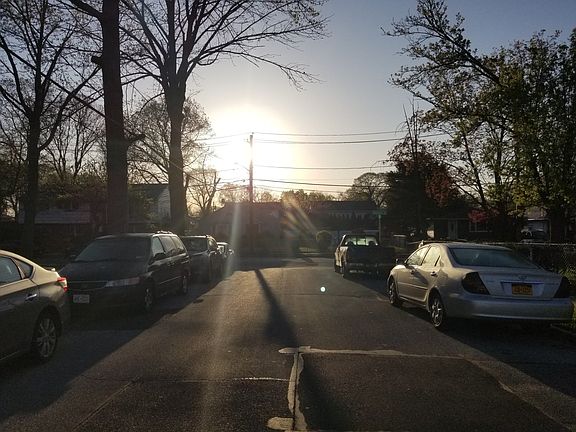 4th image of 141 Brooks Ave