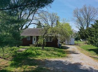 1839 Edgely Rd, Levittown, PA 19057