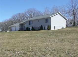 13942 Inspiring Hills Rd, Clitherall, MN 56524