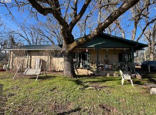 485 Shoestring Rd, Riddle, OR 97469