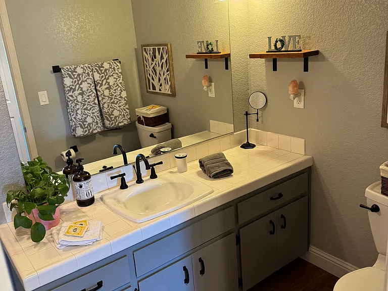 130 Toyon Dr #A — Photo 9