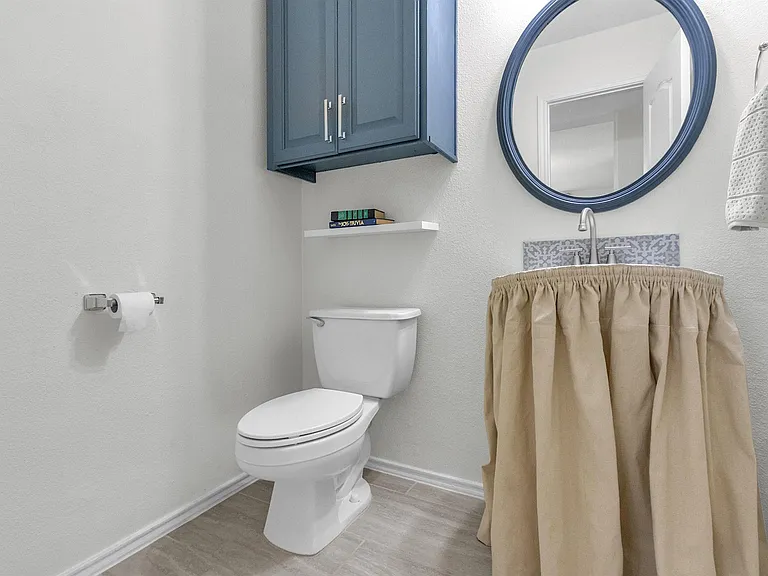 1413 Baffin Cv — Photo 16