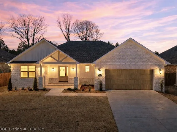 10200 Tyrrell Ct, Fort Smith, AR 72916