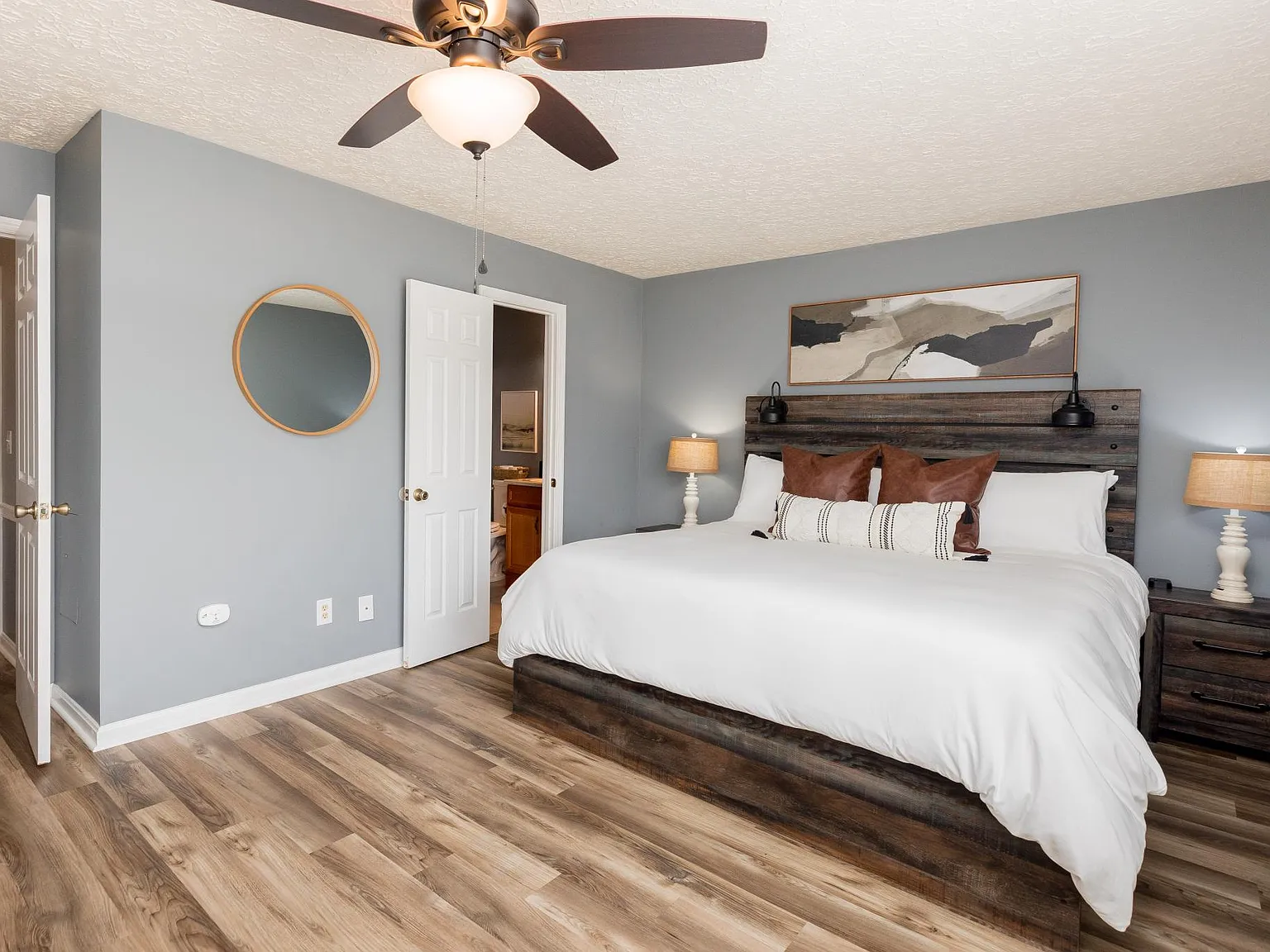 2 bed, 1209 sqft, $3,100 — Photo 1