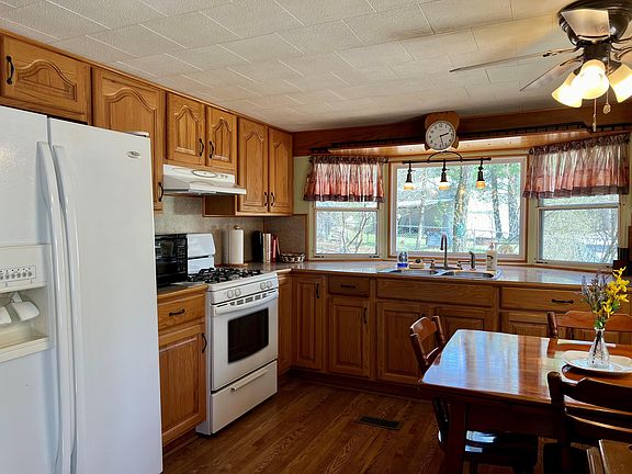 5th image of 3440 Hillwood Dr