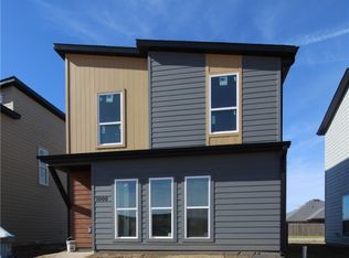 1000 Boardwalk Ave, Centerton, AR 72719