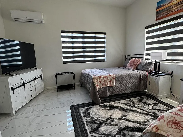 47-H-1 La Grande Princesse Cir — Photo 17