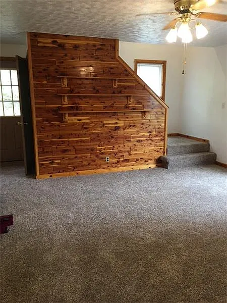 3 bed, 1171 sqft, $1,300 — Photo 2