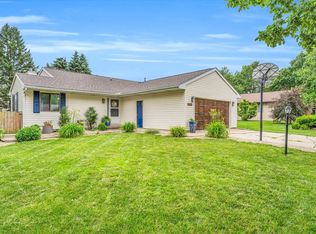 2607 Clayton Blvd, Champaign, IL 61822