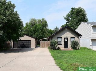 5630 S 51st St, Omaha, NE 68117