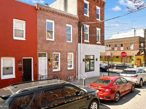 1742 Federal St, Philadelphia, PA 19146