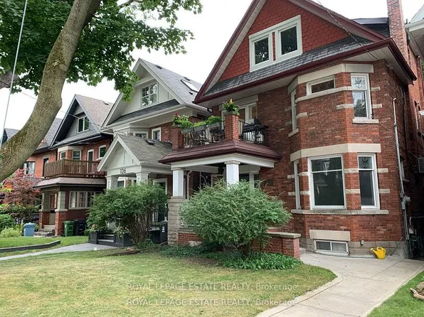128 Mavety St Unit 3, Toronto, ON M6P 2L9