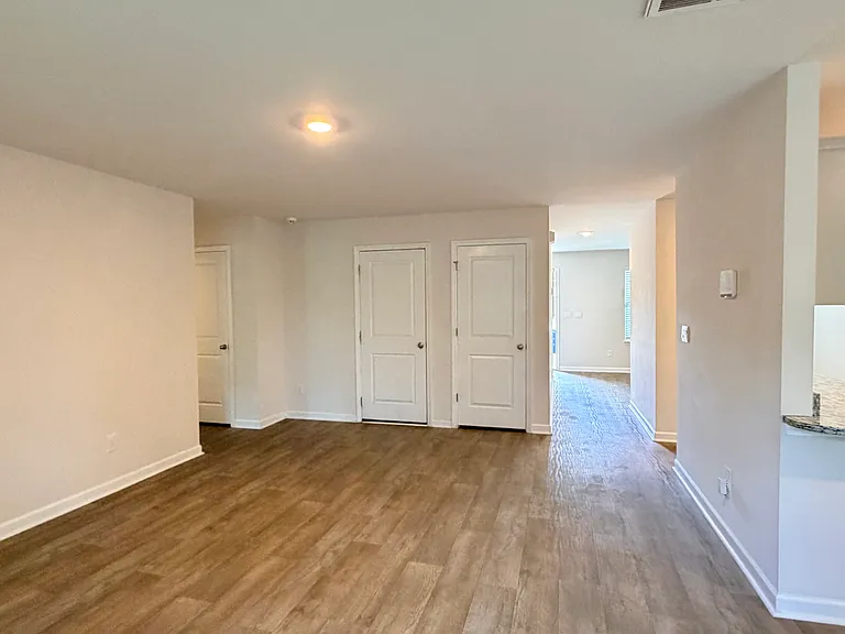 4529 Sandstone Dr — Photo 6