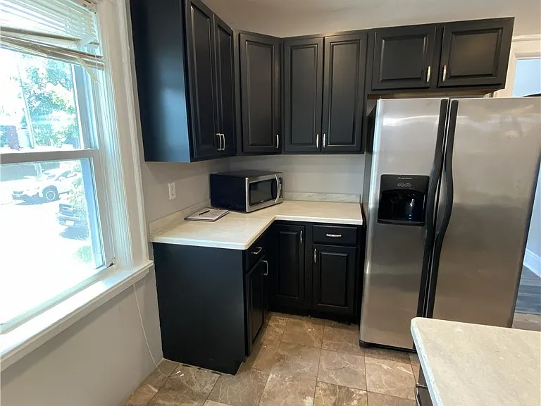 811 Columbus Pkwy — Photo 14