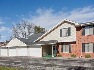 830 Edward Ct SE APT 117, Cedar Rapids, IA 52403