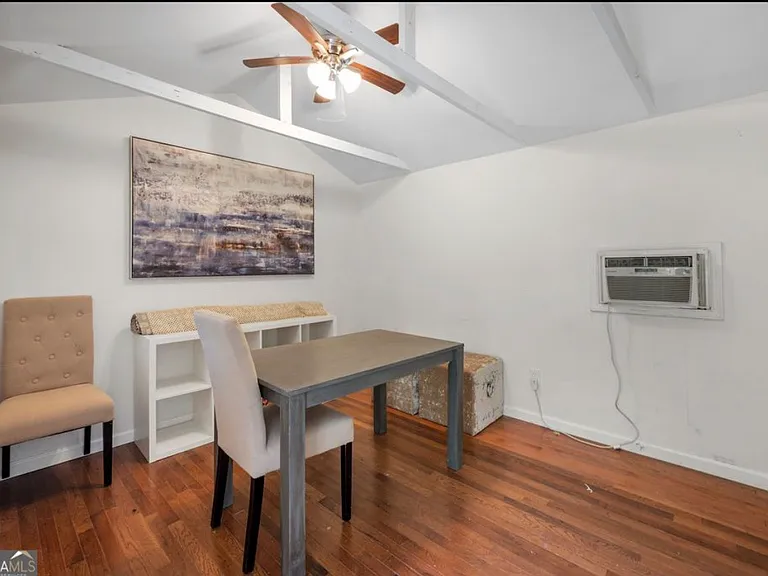 3175 Westwood Dr — Photo 5