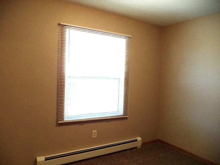Terrace Heights — Photo 11