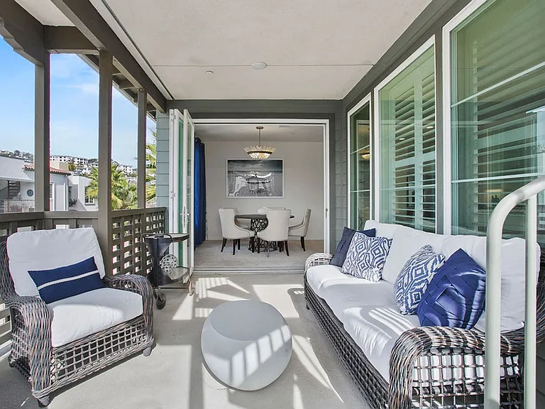 321 Doheny Way — Photo 11