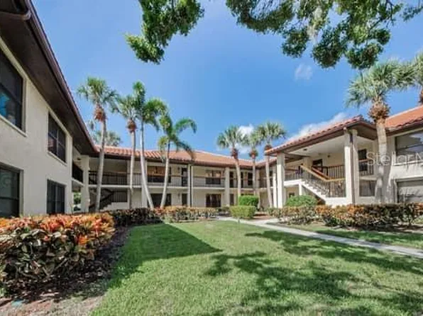 1004 HAMMOCK PINE BOULEVARD #10, CLEARWATER, FL 33761