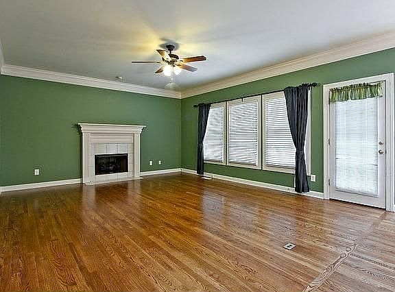 Farmily Rm-NEW 3/4" sand/finish oak hrdwd flooring w/ non-glare satin finish