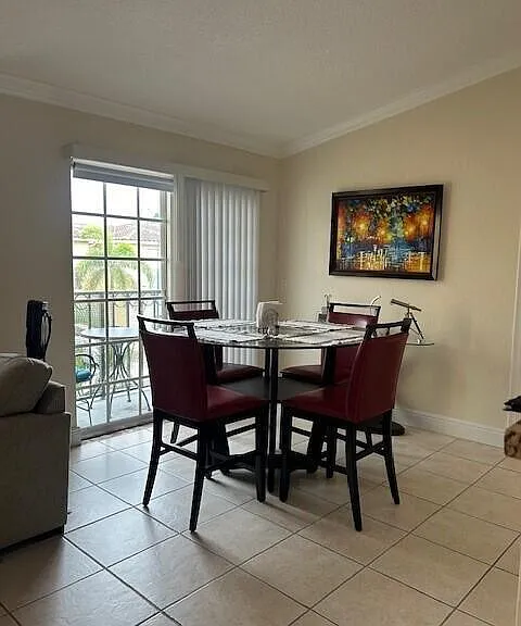 1040 Lake Shore Dr #105 — Photo 5