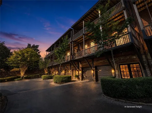 225 Founders Mill Ct, Roswell, GA 30075